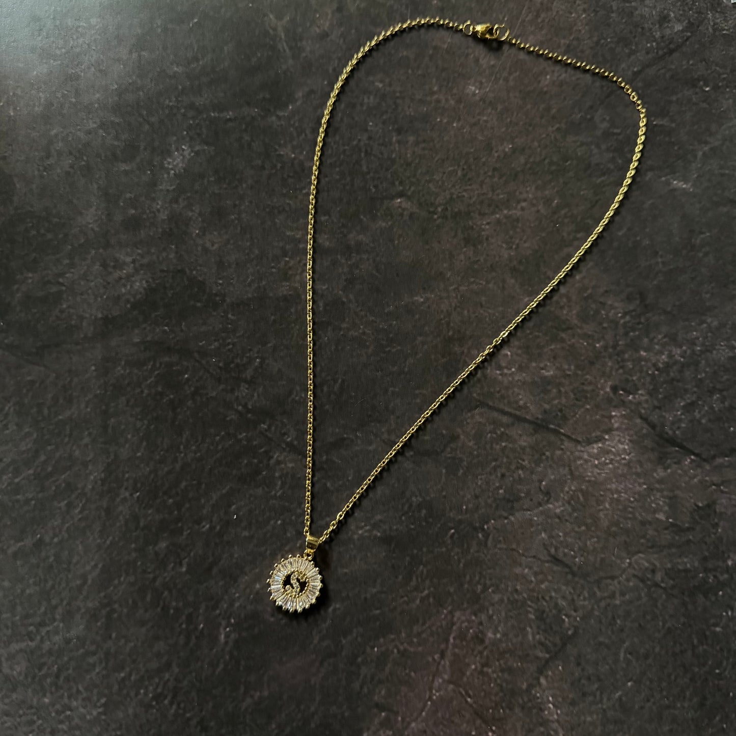 Letra S de zirconias