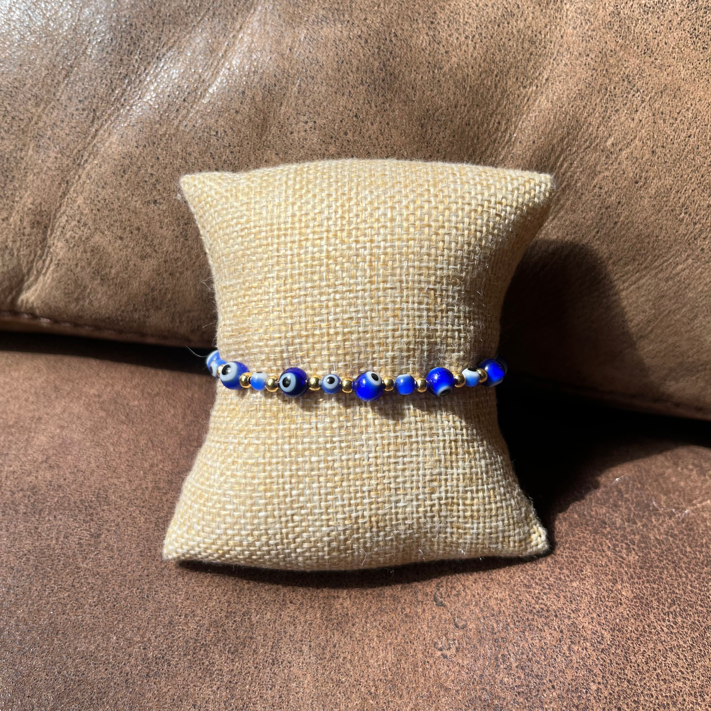 Pulsera ojo de dos tamaños