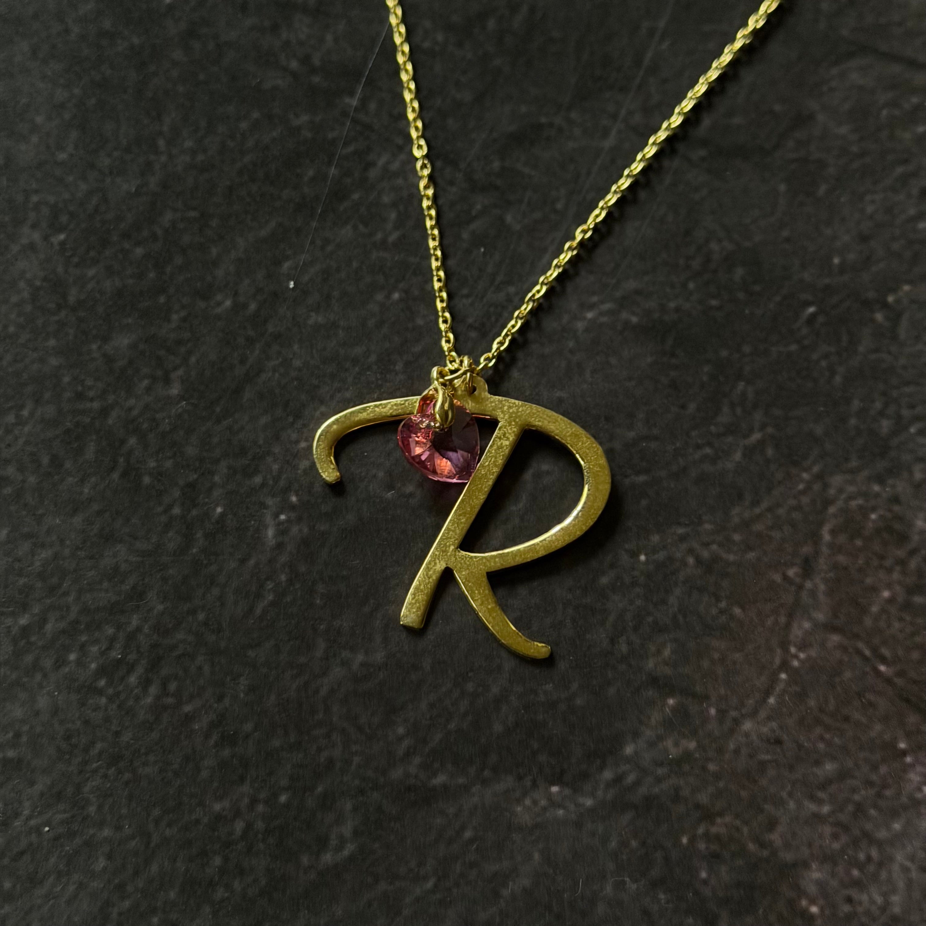 Inicial R con zirconia