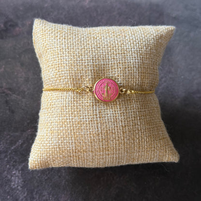 Brazalete con medalla
